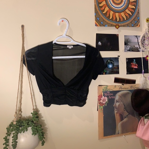 x-small garage mesh crop top 🖤🖤 - Picture 1 of 4